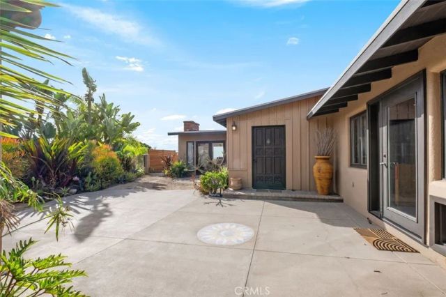 30851 Marilyn Drive, Laguna Beach, CA 92651