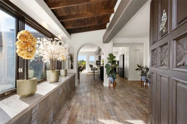 30851 Marilyn Drive, Laguna Beach, CA 92651