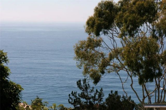 30851 Marilyn Drive, Laguna Beach, CA 92651