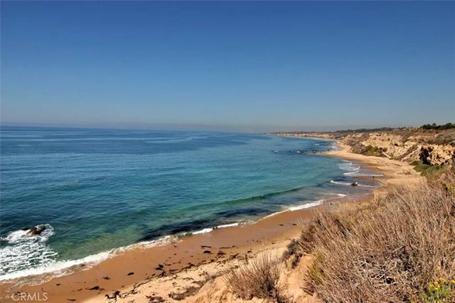 30851 Marilyn Drive, Laguna Beach, CA 92651