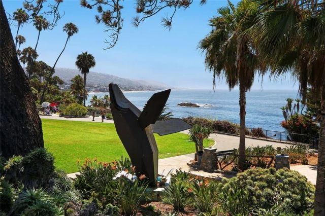 30851 Marilyn Drive, Laguna Beach, CA 92651