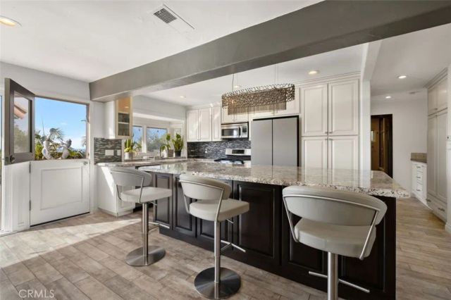 30851 Marilyn Drive, Laguna Beach, CA 92651