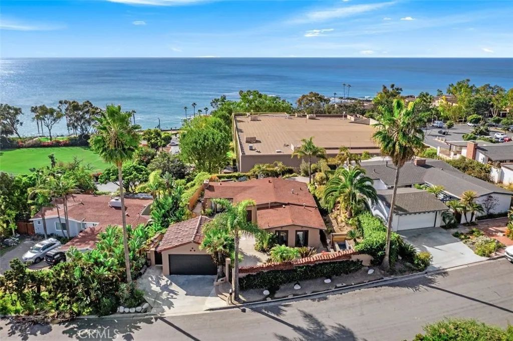 30851 Marilyn Drive, Laguna Beach, CA 92651