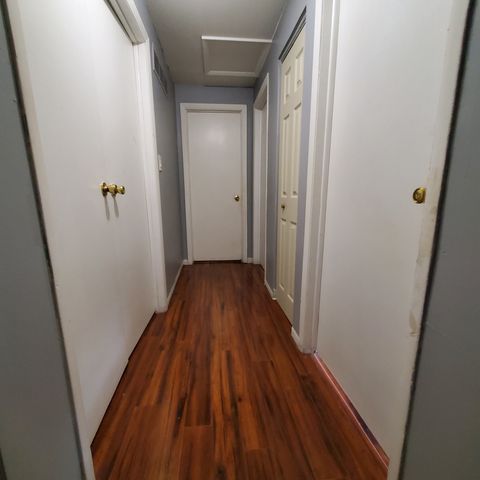 1201 S Williamsburg Road, Country Club Hills, IL 60478