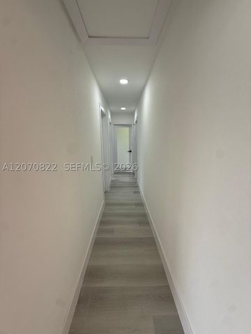 2944 NW 61st St, Miami, FL 33142