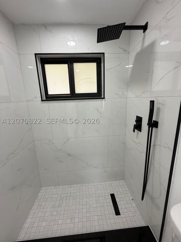 2944 NW 61st St, Miami, FL 33142