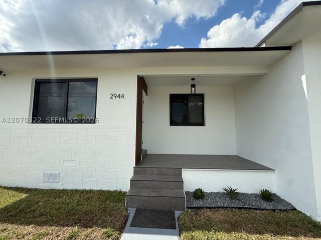 2944 NW 61st St, Miami, FL 33142