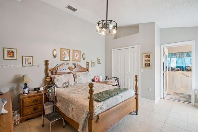 2563 Sheffield, Deltona, FL 32738