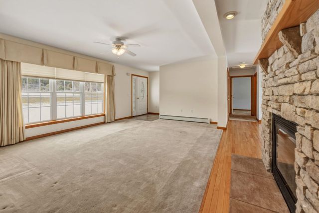 6679 Route 5 S, Newbury, VT 05051