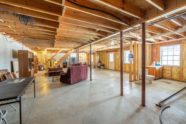 6679 Route 5 S, Newbury, VT 05051