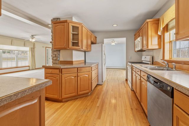 6679 Route 5 S, Newbury, VT 05051