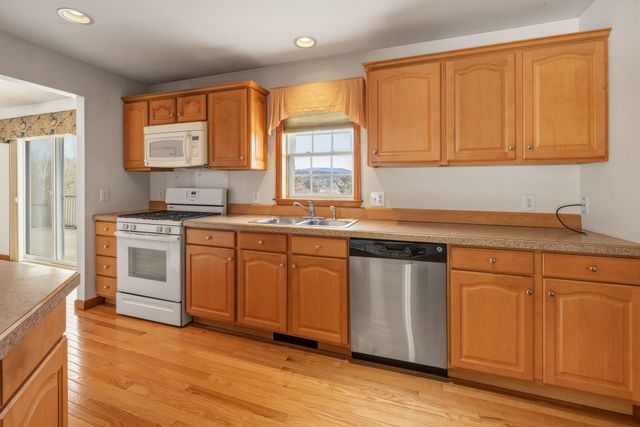 6679 Route 5 S, Newbury, VT 05051