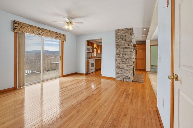 6679 Route 5 S, Newbury, VT 05051