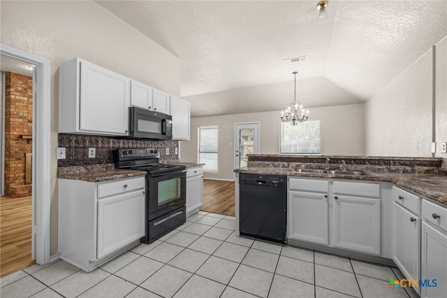 4302 Longhorn Trail, Temple, TX 76502