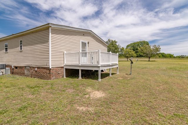 1597 Sexton Gin Road, Starr, SC 29684