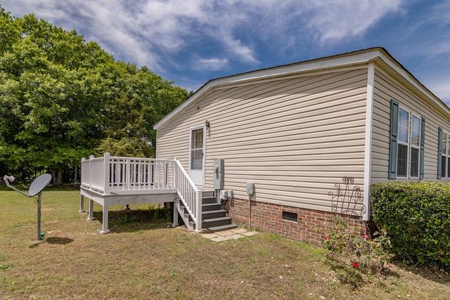1597 Sexton Gin Road, Starr, SC 29684