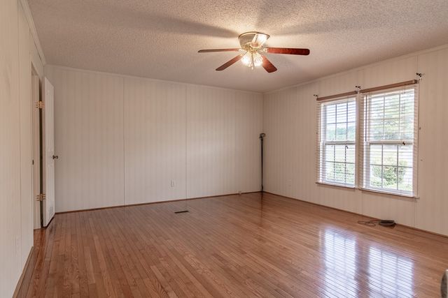 1597 Sexton Gin Road, Starr, SC 29684