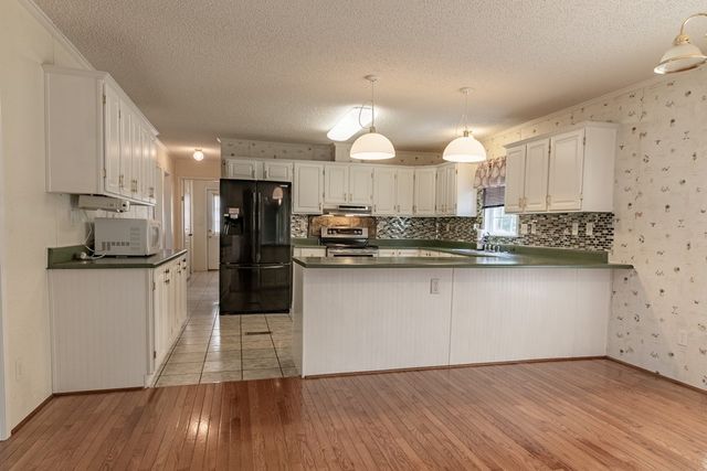 1597 Sexton Gin Road, Starr, SC 29684