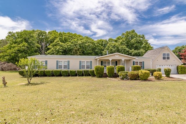 1597 Sexton Gin Road, Starr, SC 29684