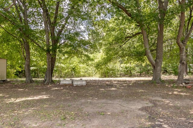 1597 Sexton Gin Road, Starr, SC 29684