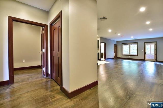 8-10 Whitehall Road 3, Montville Township, NJ 07082