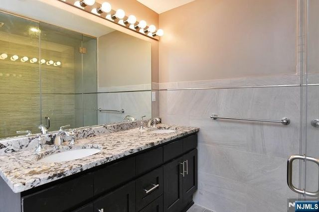 8-10 Whitehall Road 3, Montville Township, NJ 07082