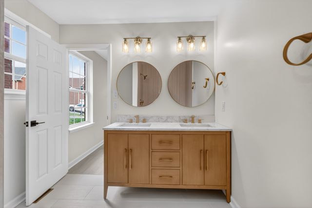 417 Hickory Chase Dr, Madison, TN 37115