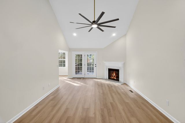 417 Hickory Chase Dr, Madison, TN 37115