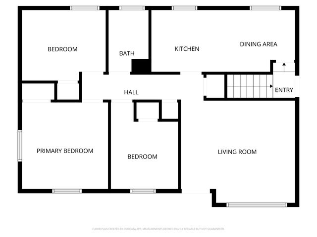 1110 HILLANDALE Road, Davenport, IA 52804