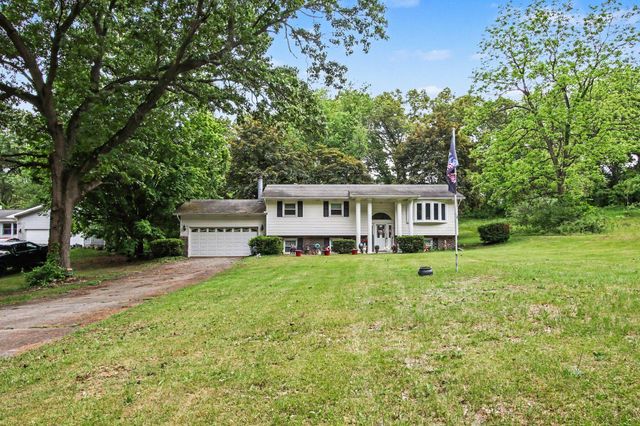 5606 W 300 N, La Porte, IN 46350