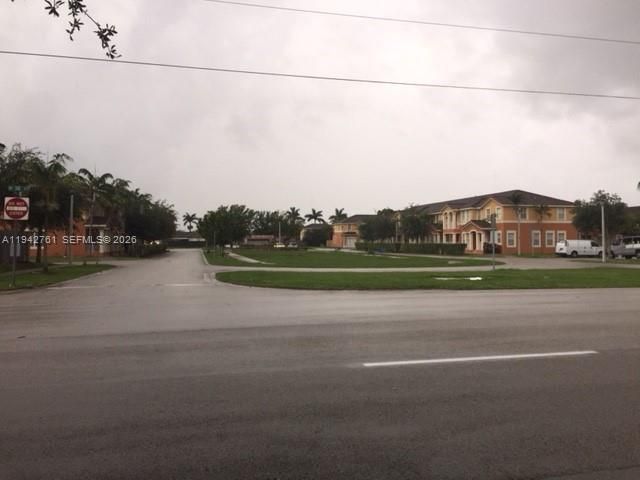 10852 SW 240th St, Homestead, FL 33032