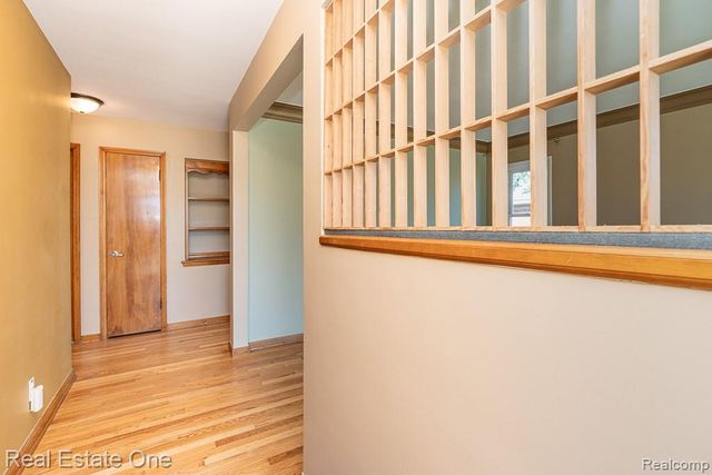 8272 Racine Road, Warren, MI 48093