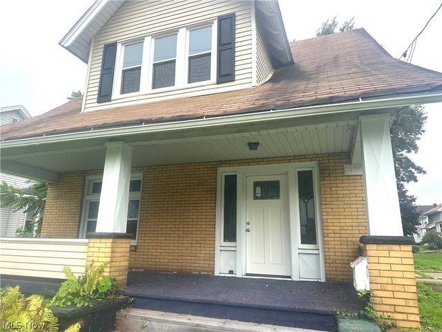 285 POLAND Avenue, Struthers, OH 44471