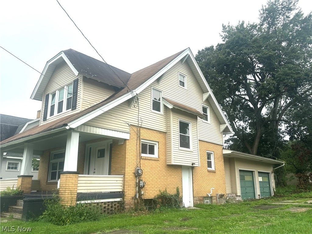 285 POLAND Avenue, Struthers, OH 44471