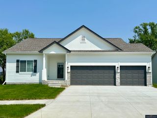 17714 Greenfield Street, Omaha, NE 68136