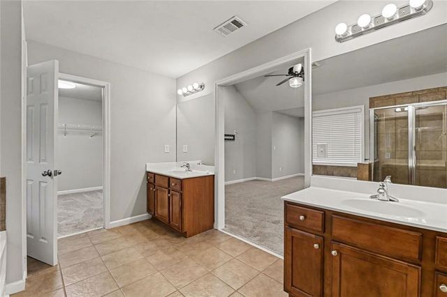 684 King Sword Court SE, Mableton, GA 30126