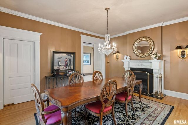 1446 CLAY Street, Davenport, IA 52804