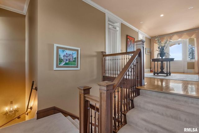 1446 CLAY Street, Davenport, IA 52804