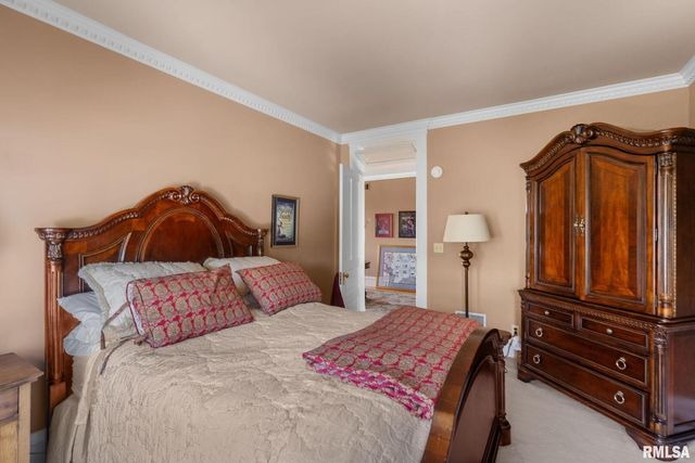 1446 CLAY Street, Davenport, IA 52804