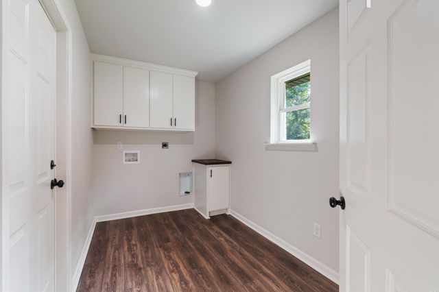 11 Kirkland Street, Ward, AR 72176