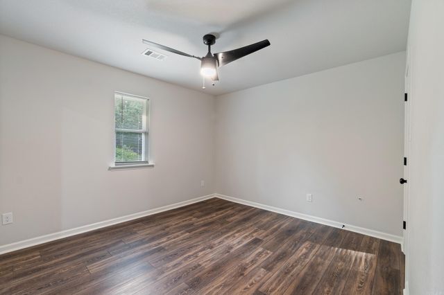 11 Kirkland Street, Ward, AR 72176