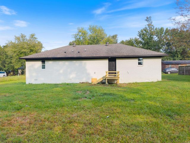 11 Kirkland Street, Ward, AR 72176