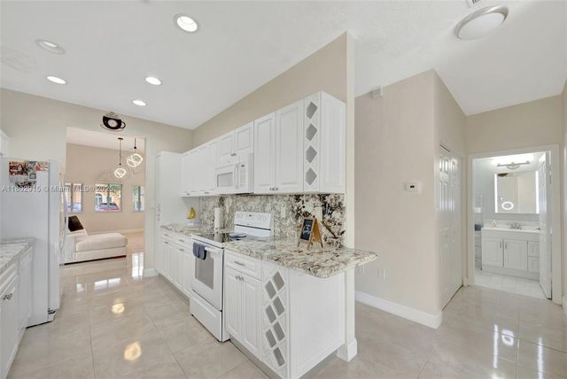 1130 NE 41st Ave, Homestead, FL 33033