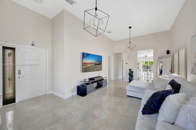 1130 NE 41st Ave, Homestead, FL 33033