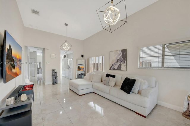 1130 NE 41st Ave, Homestead, FL 33033