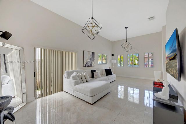 1130 NE 41st Ave, Homestead, FL 33033