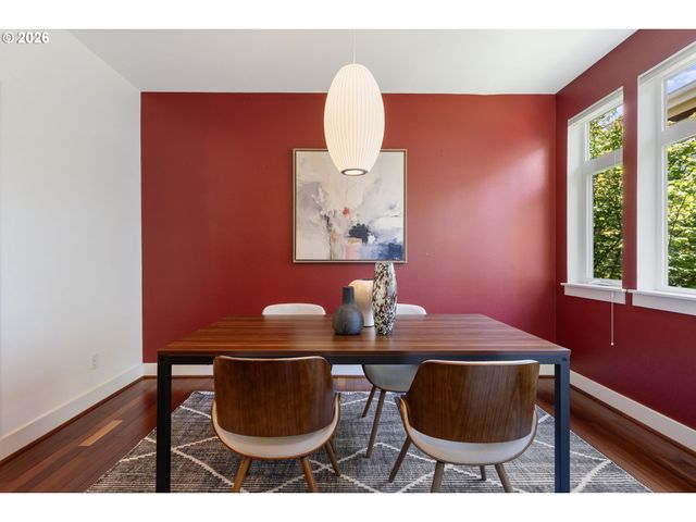 3043 Nw MONTARA Loop, Portland, OR 97229