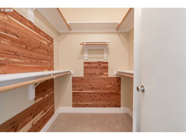 3043 Nw MONTARA Loop, Portland, OR 97229