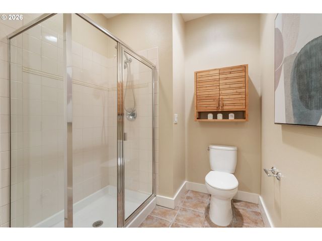 3043 Nw MONTARA Loop, Portland, OR 97229