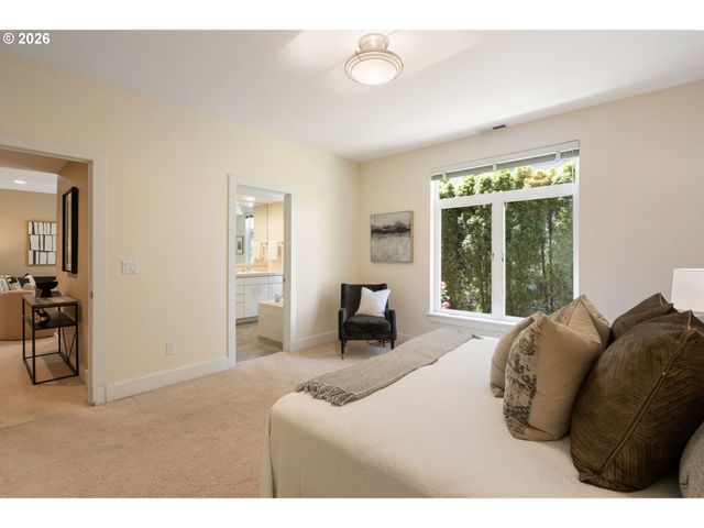 3043 Nw MONTARA Loop, Portland, OR 97229